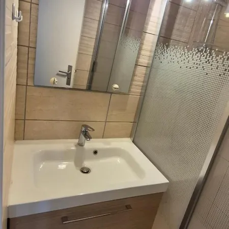 Lejlighed Port Dauphin 92, Mezzanine Climatise, Vue Centre Port *